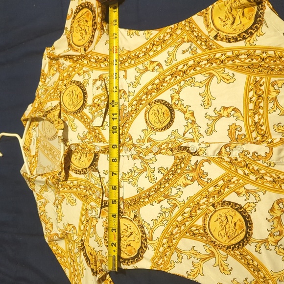 GUC Womens gold coin and white stretch button shirt, size L - Picture 4 of 8